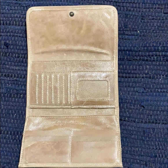 Wallet - Picture 2 of 5